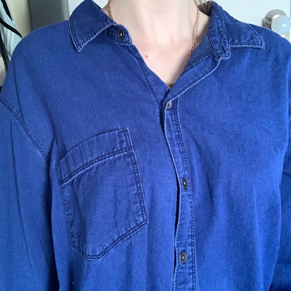 Blue button down shirt - Picture 3 of 5